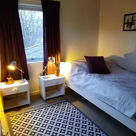 Hus I Lofotrivieraen, Laukvik