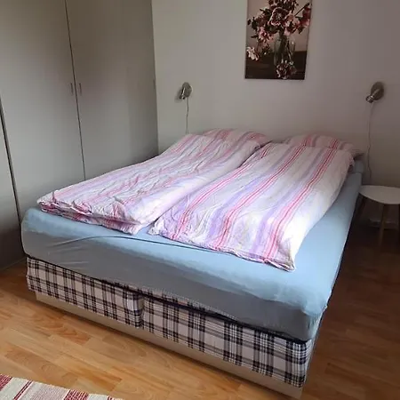 Hus I Lofotrivieraen, Laukvik